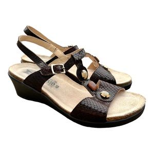 MEPHISTO Snake Embossed Leather Ankle Strap Stone Detail Sandals Sz 40(10US)